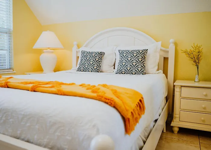 Shangri-La Boutique Bed & Breakfast