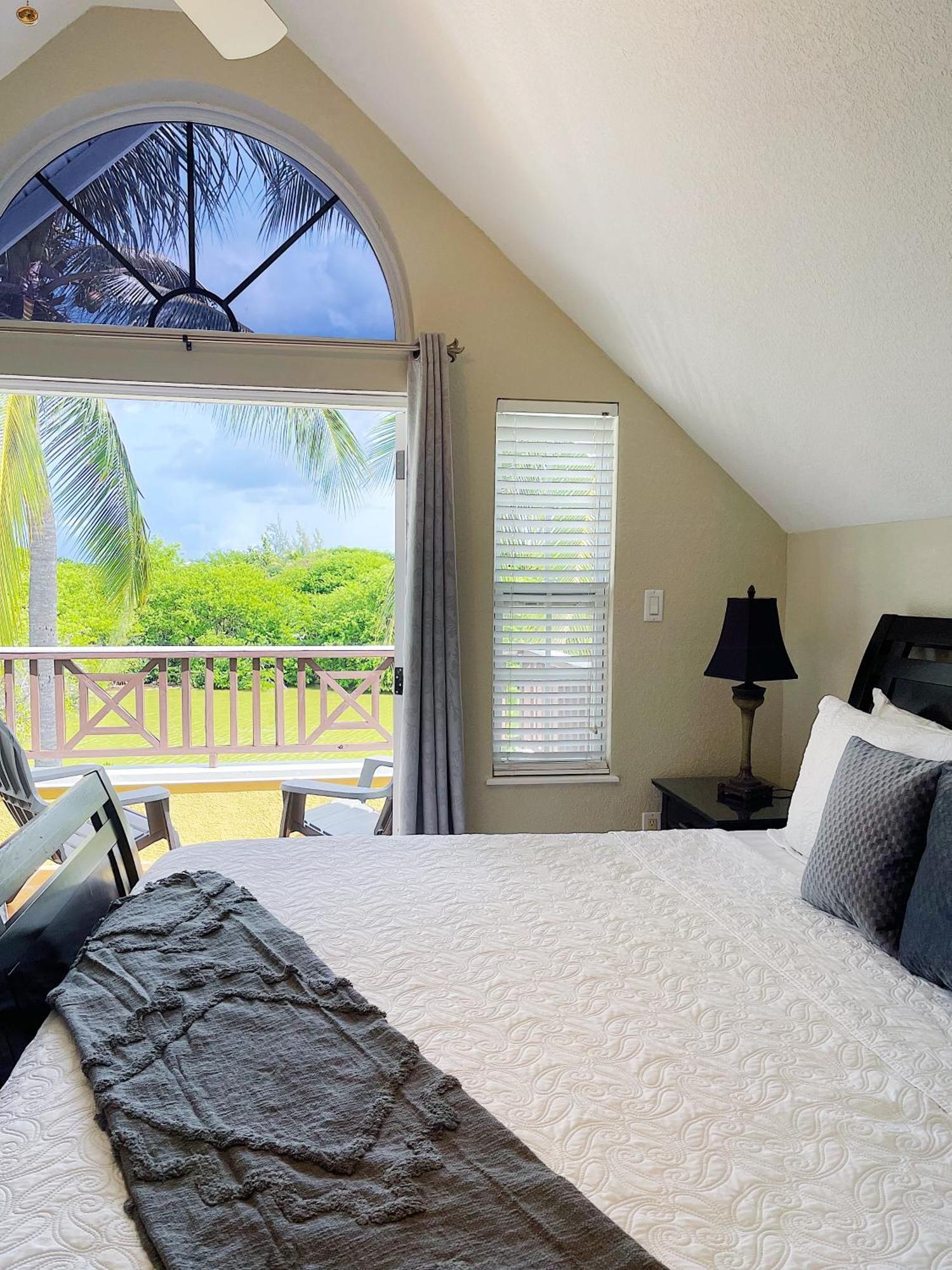 Bed & Breakfast Shangri-La Boutique Bed & Breakfast 4*