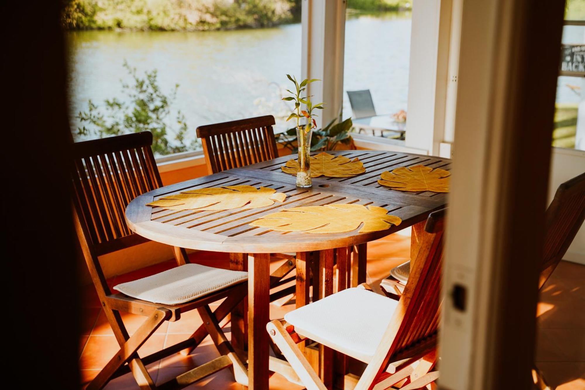 Shangri-La Boutique Bed & Breakfast Bed & Breakfast 4*